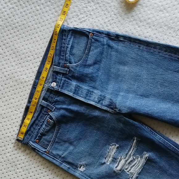 Vintage Levi 1991 501s Distressed Jeans Natural Fading size 31 -32 - Picture 5 of 15